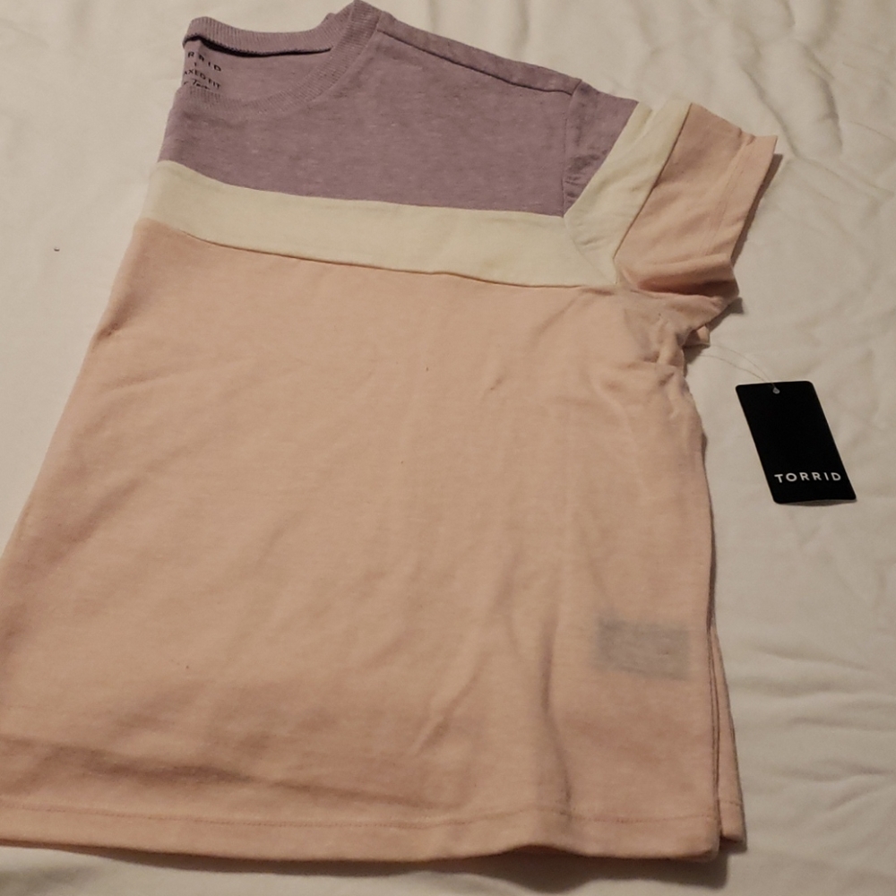 Torrid size 1 crop tee shirt